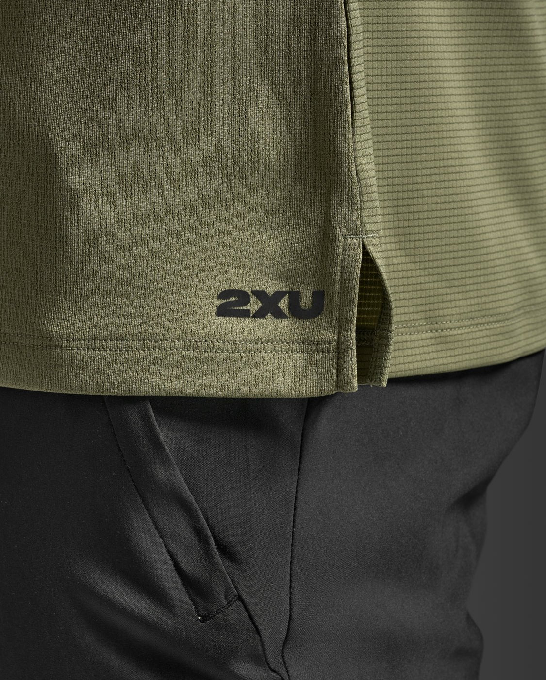 2XU Aero Mesh Tee - mens - Clothing - Tops - T-shirt - Trek, Trail & Fish NZ