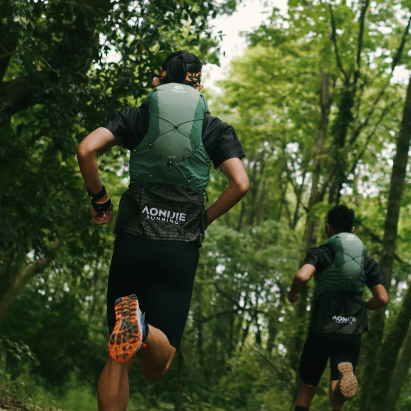 Aonijie green backpack without text